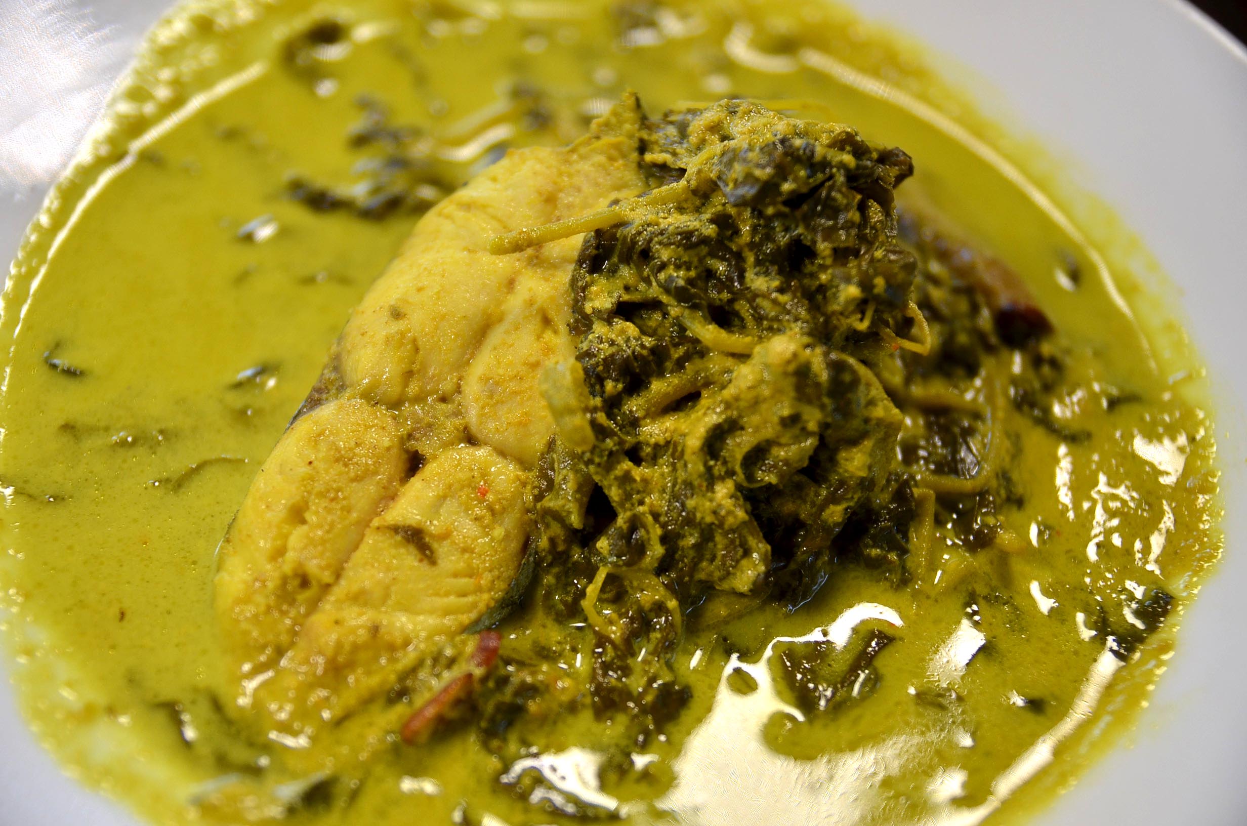Ikan Tenggiri Masak Lemak Cili Api Negeri Sembilan : Resepi masak lemak